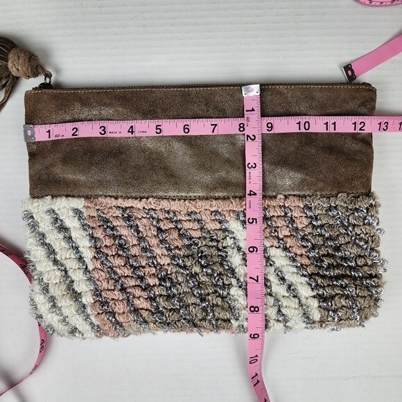 Anthropologie Jasper & Jeera Pouch Metallic Leather Cotton Blend Large Tassel - Picture 4 of 14